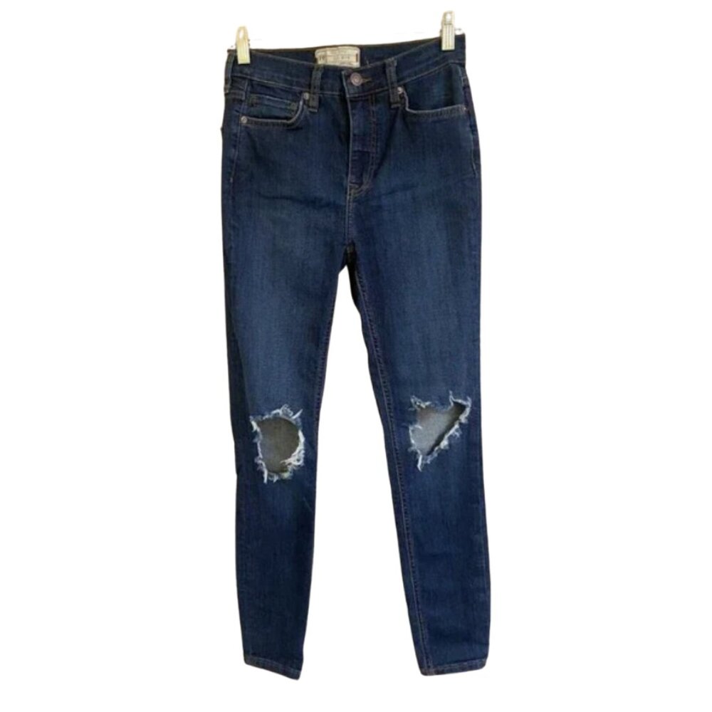 Free People Women's Size 27R Blue Dark Wash‎ Mid-Rise Skinny Jeans Ripped Knee